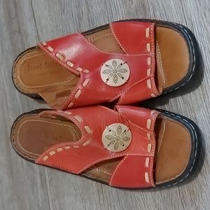 Josef Seibel sandal slide style